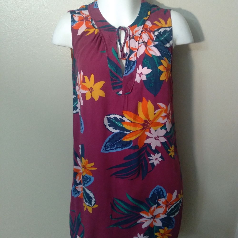 Old Navy dress/top Size Small